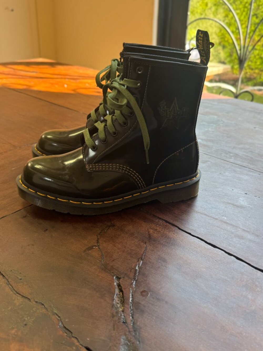Dr. Martens x The Clash 1460 Boots Black Patent Leather Sz US Mens 7/Women’s 9 - Picture 12 of 13